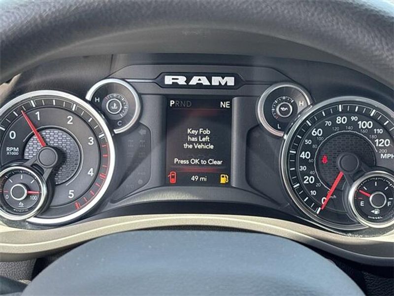 2023 RAM 2500 TradesmanImage 31