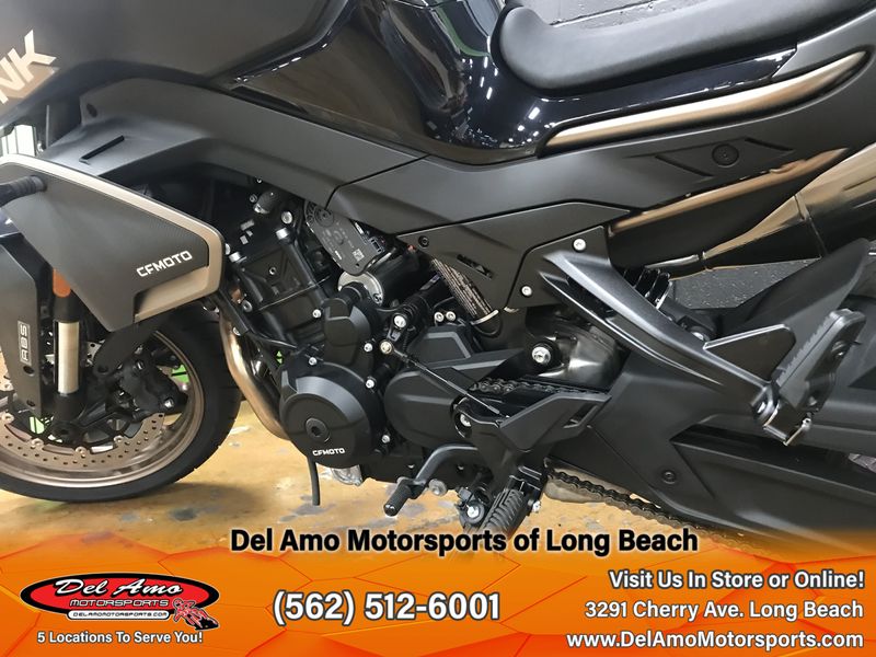 2024 CFMOTO CF800-7US  in a ZIRCON BLACK exterior color. Del Amo Motorsports of Long Beach (562) 362-3160 delamomotorsports.com 