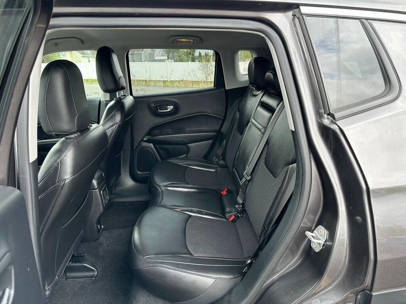 2020 Jeep Compass LatitudeImage 18
