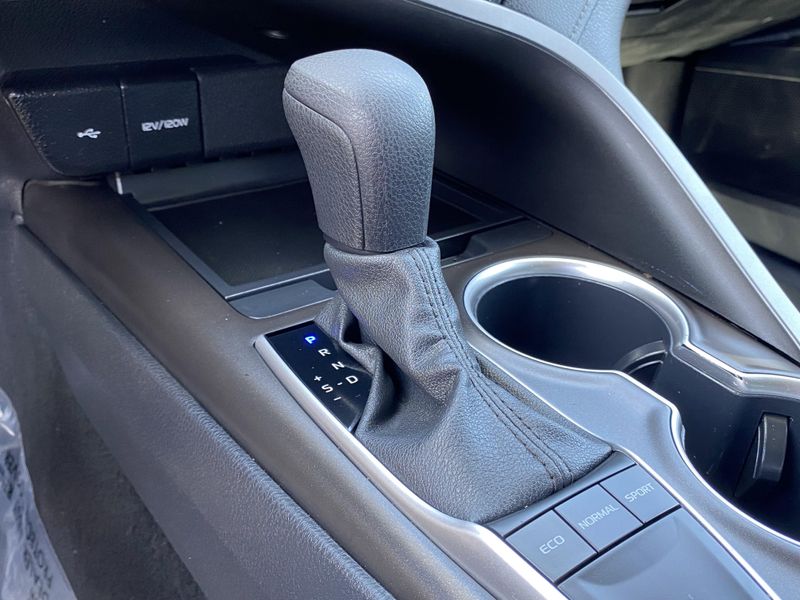 Used 2024 Toyota Camry LEImage 23