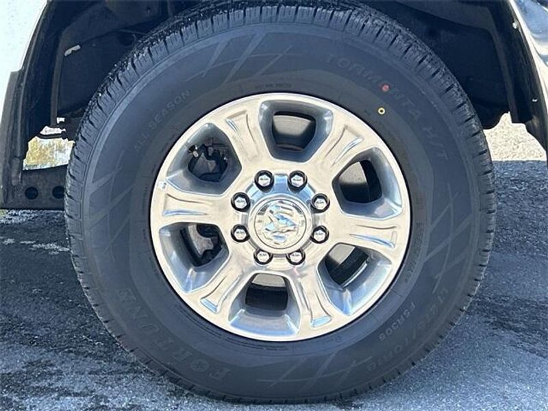 Used 2024 RAM 3500 Big HornImage 10
