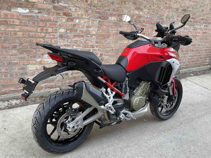 2022 Ducati Multistrada V4 S Red / Alloy Wheels  Image 7