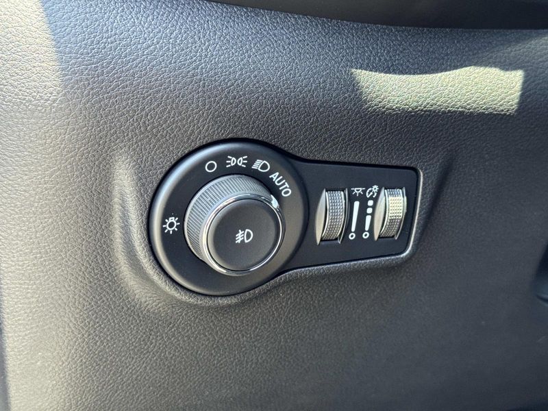 New 2026 Jeep Compass Latitude Altitude 4x4