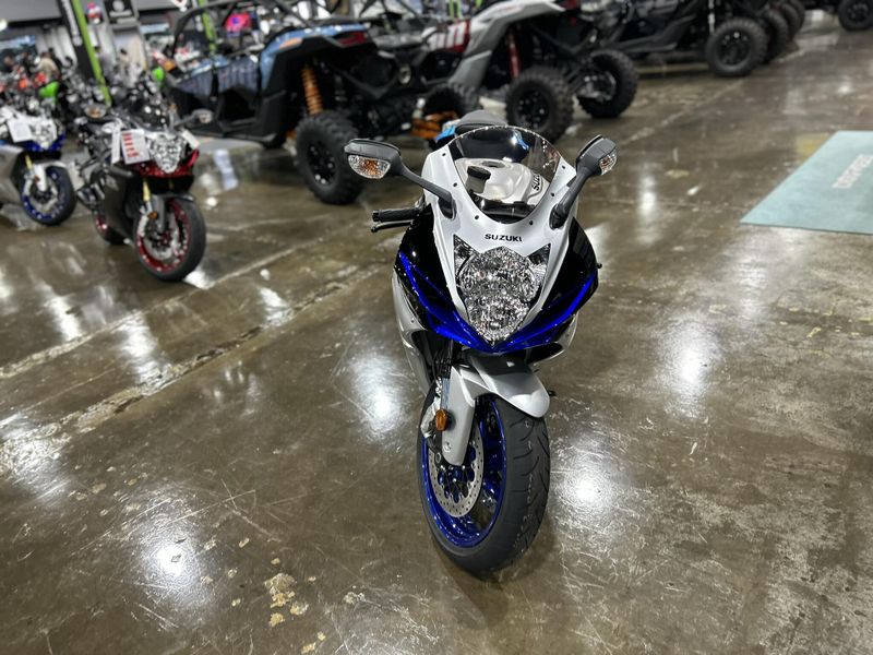New 2026 Suzuki GSX-R600 Image 17