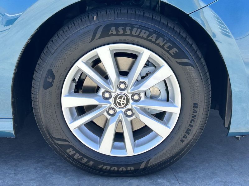 New 2025 Toyota Camry LEImage 8