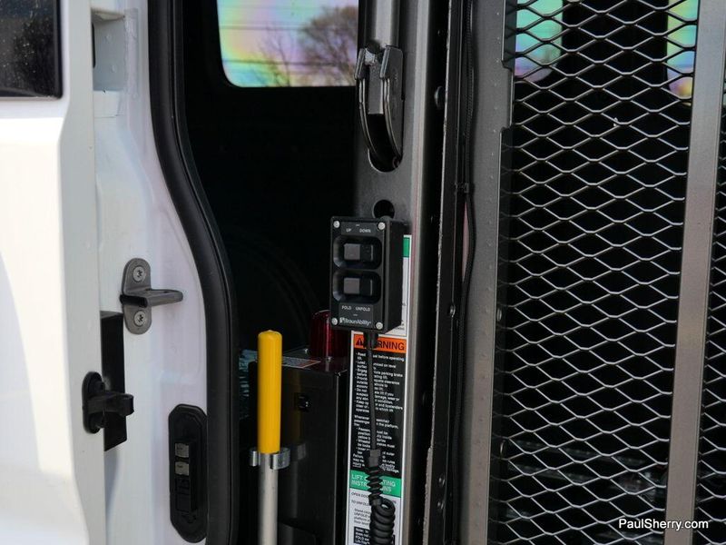 2023 RAM ProMaster 2500 Window Van High RoofImage 10