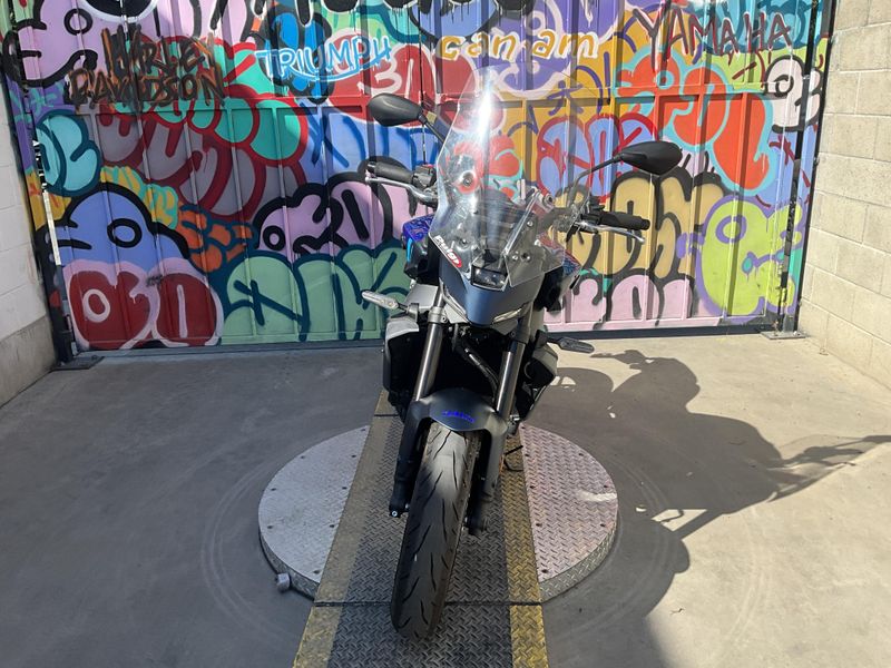 Used 2025 Yamaha MT-09 CA Image 8