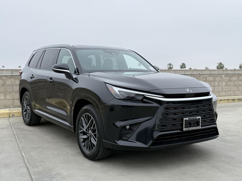 2025 LEXUS TX 350 PremiumImage 2