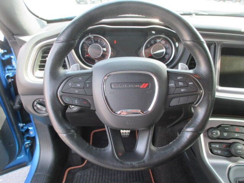 Used 2015 Dodge Challenger R/T Plus ShakerImage 17