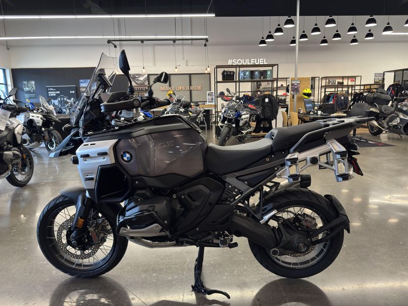 2025 BMW R 1300 GS Adventure - BLACK STORM METALLIC 