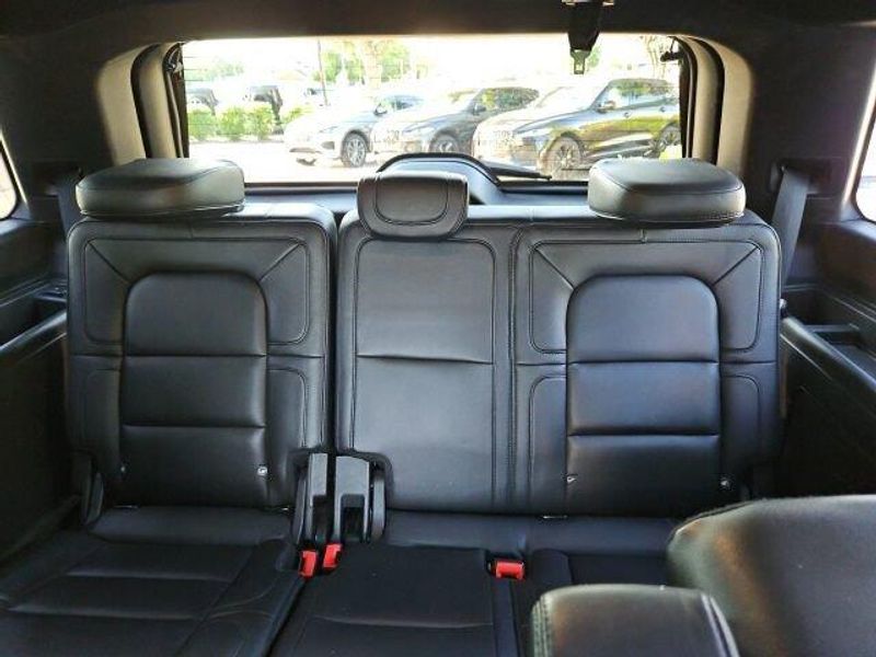 2018 Lincoln Navigator Select