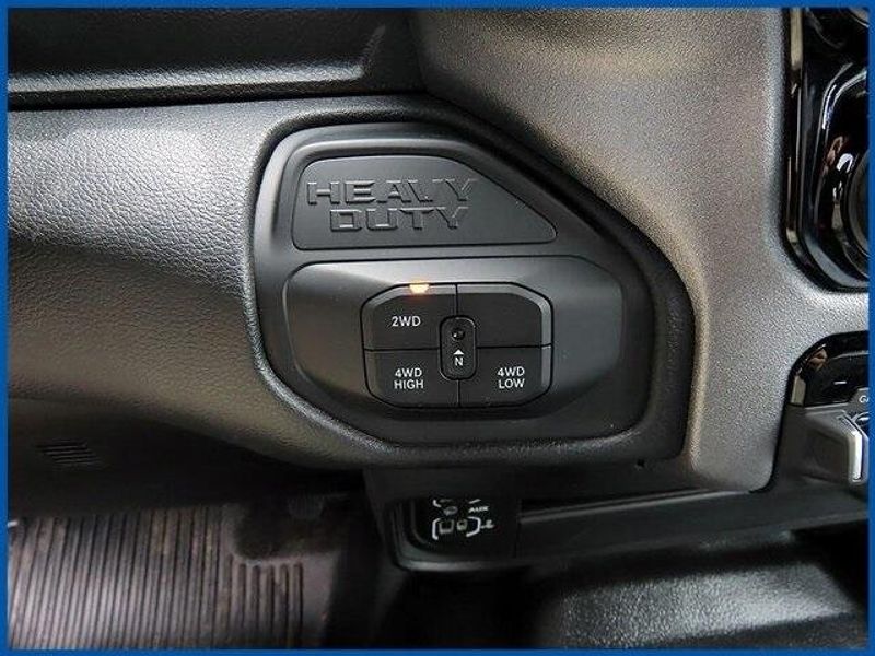 New 2025 RAM 2500 TradesmanImage 17