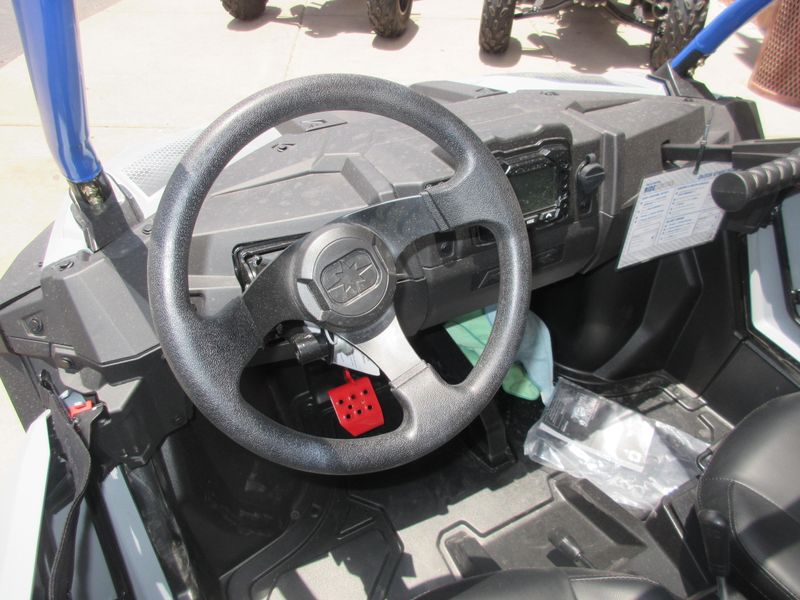 NEW 2026 POLARIS RZR 200 EFI Image 16