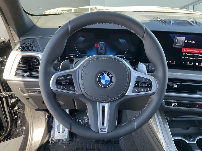 2024 BMW X7 M60iImage 21