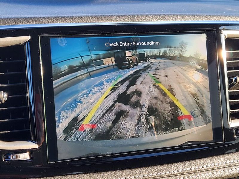 New 2026 Chrysler Pacifica Select