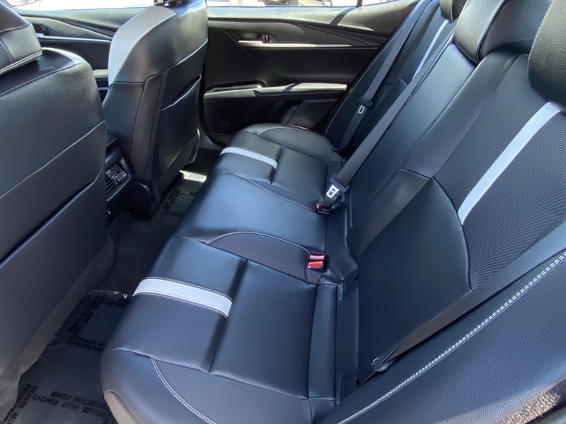 Used 2025 Toyota Camry SEImage 12