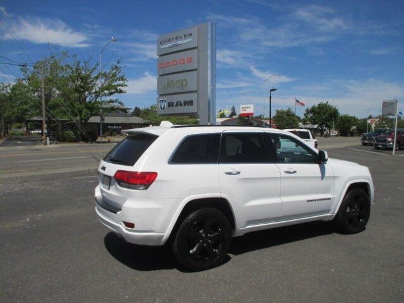 2015 Jeep Grand Cherokee AltitudeImage 7