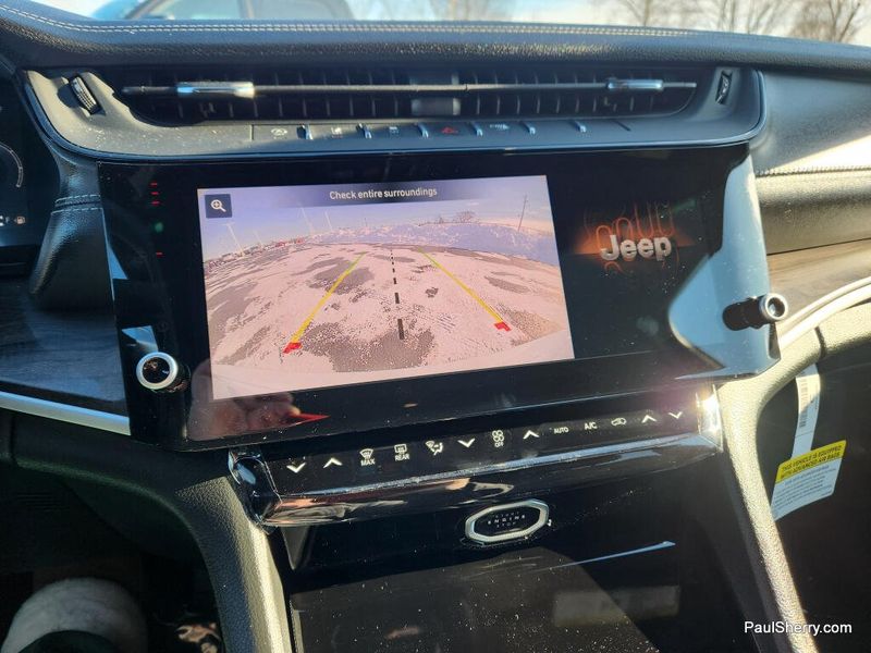 New 2026 Jeep Grand Cherokee Limited 4x4