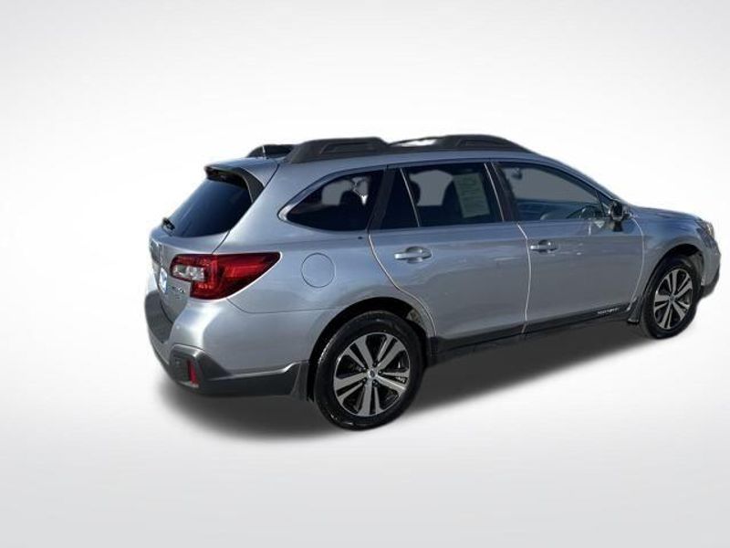 2018 Subaru Outback 3.6R