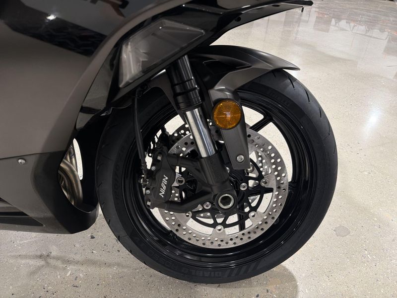 New 2026 Kawasaki NINJA ZX-6R Image 19