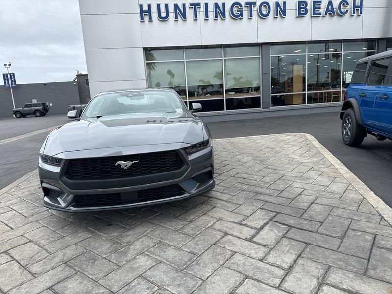 New 2025 Ford Mustang EcoBoostImage 18
