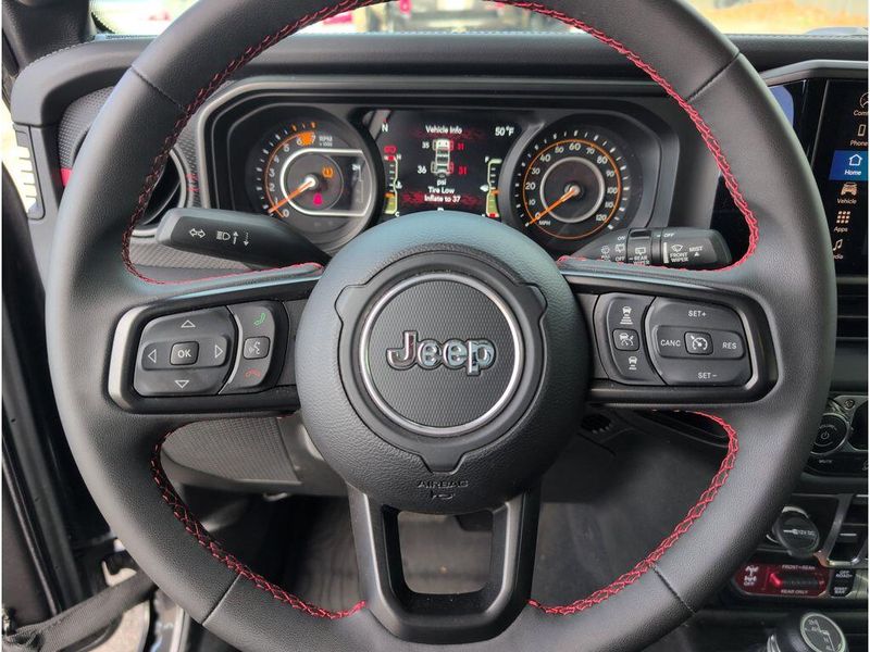 Used 2024 Jeep Wrangler RubiconImage 25