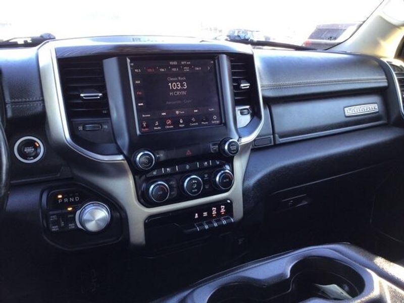 2019 RAM 1500 LaramieImage 16