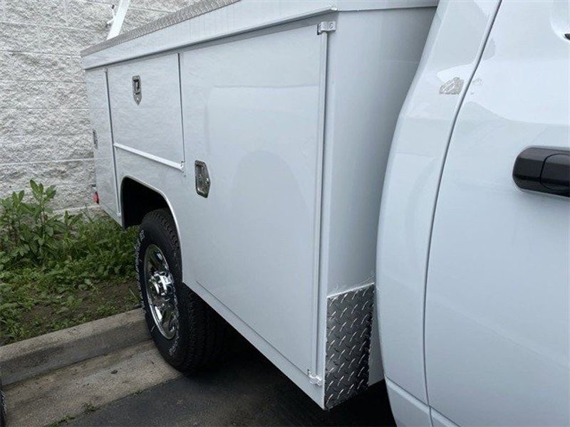 2023 RAM 1500 Big Horn Crew Cab 4x4 5