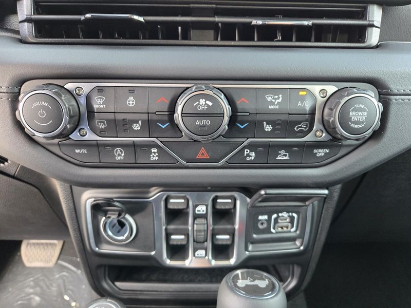 New 2026 Jeep Wrangler 4-door Sahara