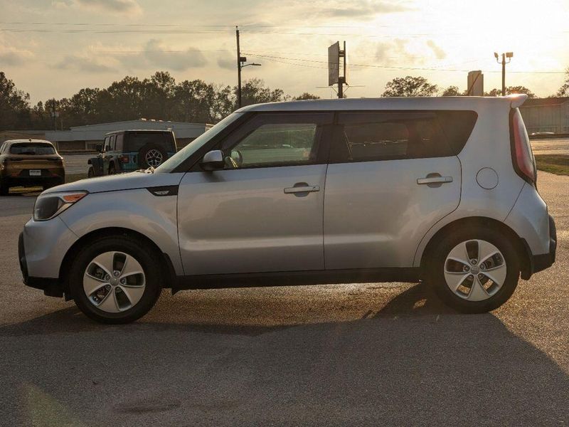 2014 Kia Soul BaseImage 6