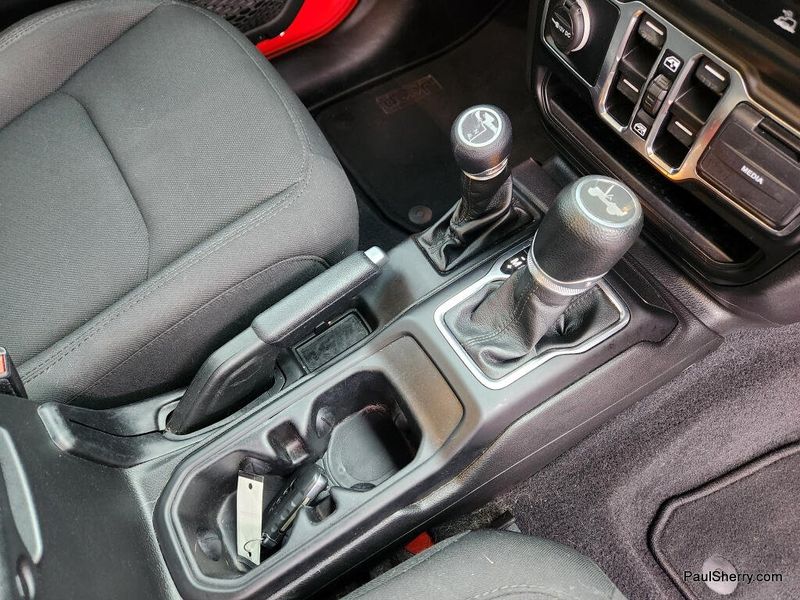 Used 2022 Jeep Wrangler Unlimited Sport Altitude