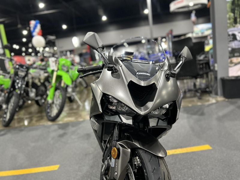 New 2026 Kawasaki NINJA ZX-6R ABS Image 18