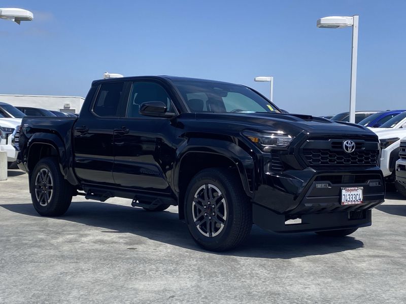 Used 2024 Toyota Tacoma TRD SportImage 2