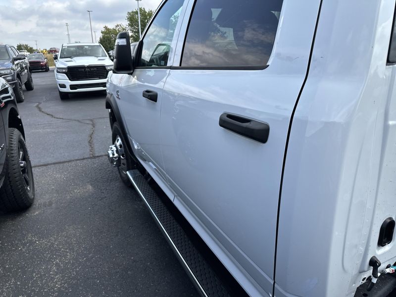 New 2025 RAM 3500 Tradesman Crew Cab Chassis 4x4 60