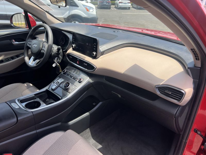 Used 2022 Hyundai Santa Fe SEImage 26