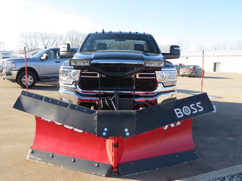 New 2024 RAM 2500 Tradesman Regular Cab 4x4 8