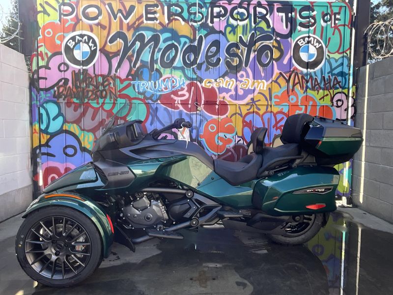 2025 Can-Am SPYDER F3 LIMITED Image 5