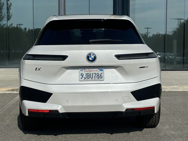 2024 BMW iX xDrive50Image 9