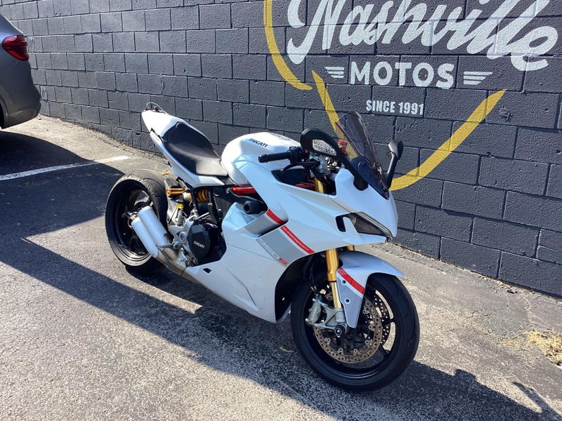 2024 Ducati SuperSport 950 S 