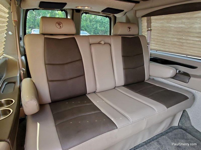 Used 2022 Chevrolet Express Cargo Image 16