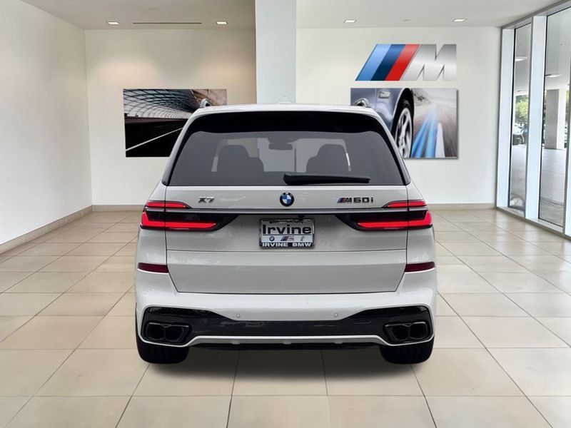 2025 BMW X7 M60iImage 7