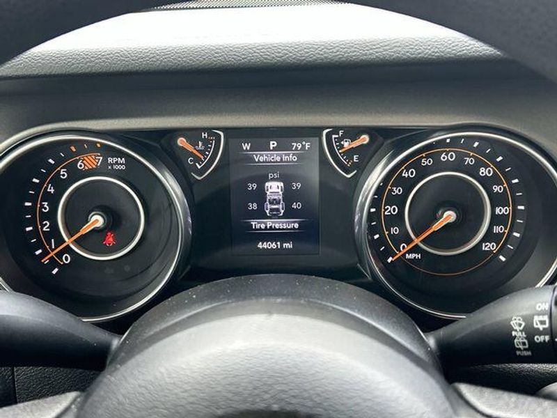 Used 2023 Jeep Wrangler SportImage 30