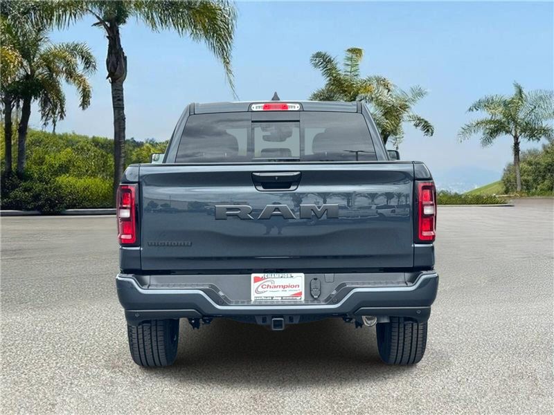 New 2026 RAM 1500 Big Horn Crew Cab 4x2 5'7' Box