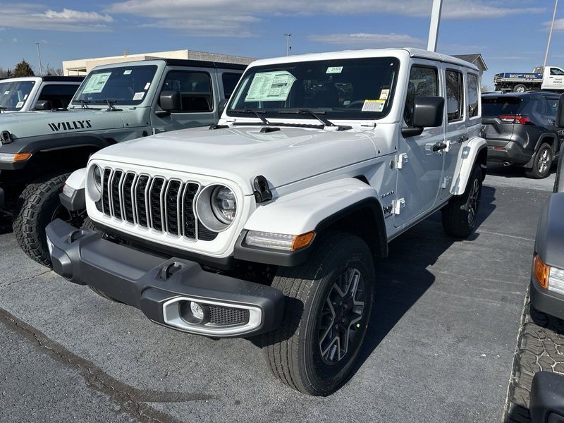 2024 Jeep Wrangler 4-door SaharaImage 1