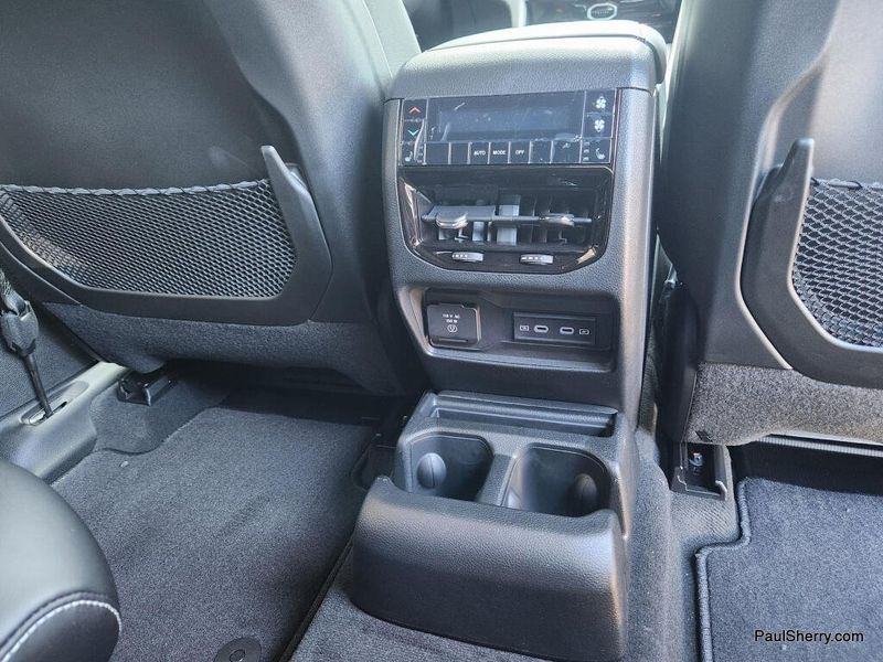 New 2026 Jeep Grand Cherokee L Limited 4x4