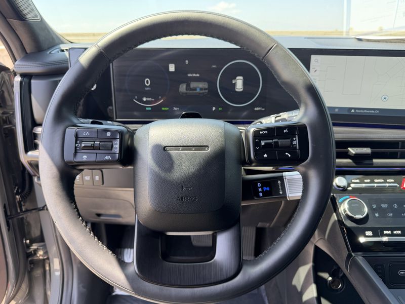 Used 2025 Hyundai Santa Fe Hybrid CalligraphyImage 23