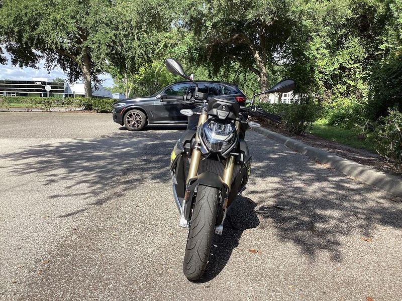 New 2024 BMW S 1000 R 