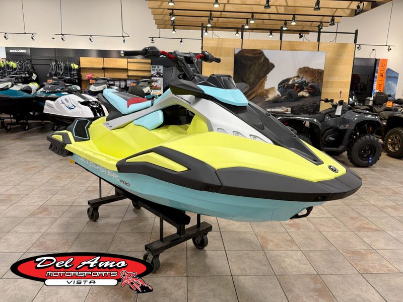 New 2025 Yamaha JETBLASTER PRO (3UP) Image 1