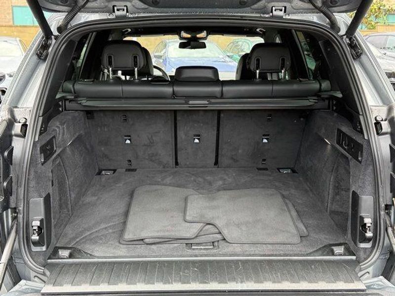 Used 2024 BMW X5 xDrive40iImage 16