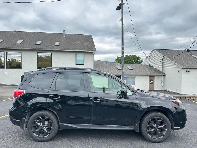 2018 Subaru Forester 2.5i PremiumImage 11